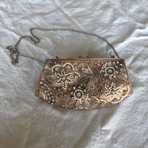 Floral beaded pouchette clutch